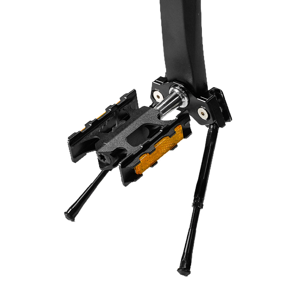ADO Air Carbon Kickstand