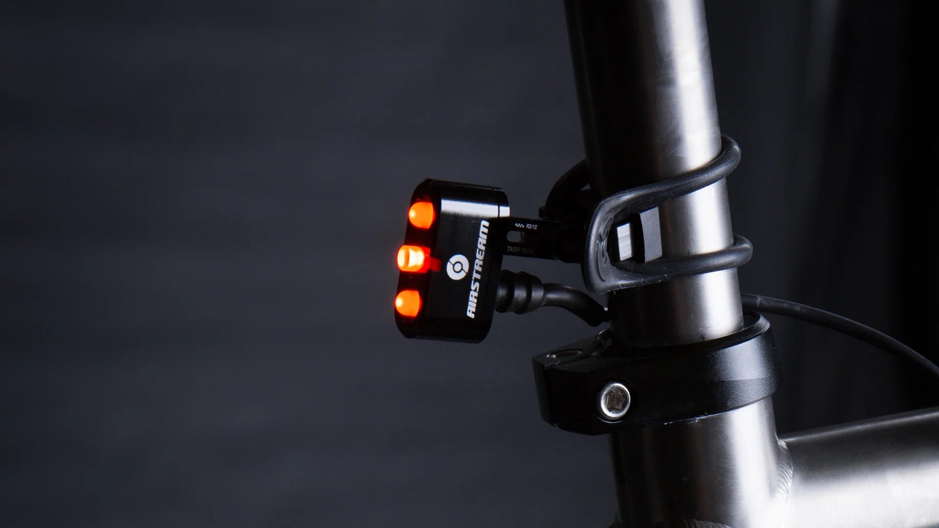 Supernova Airstream Tail Light 2 - Seat Post Version