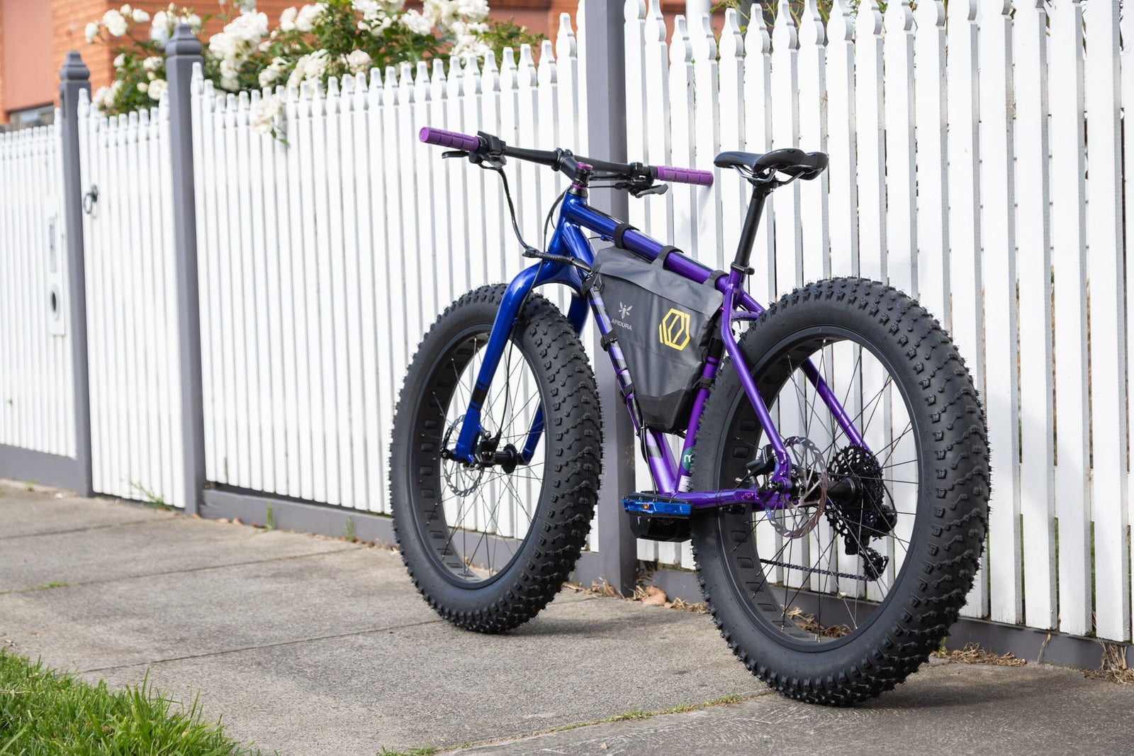 Apollo 52v 250w-750w Custom Built Fat Tyre e-Bike with Throttle COMMUTER E-BIKES Melbourne Powered Electric Bikes 