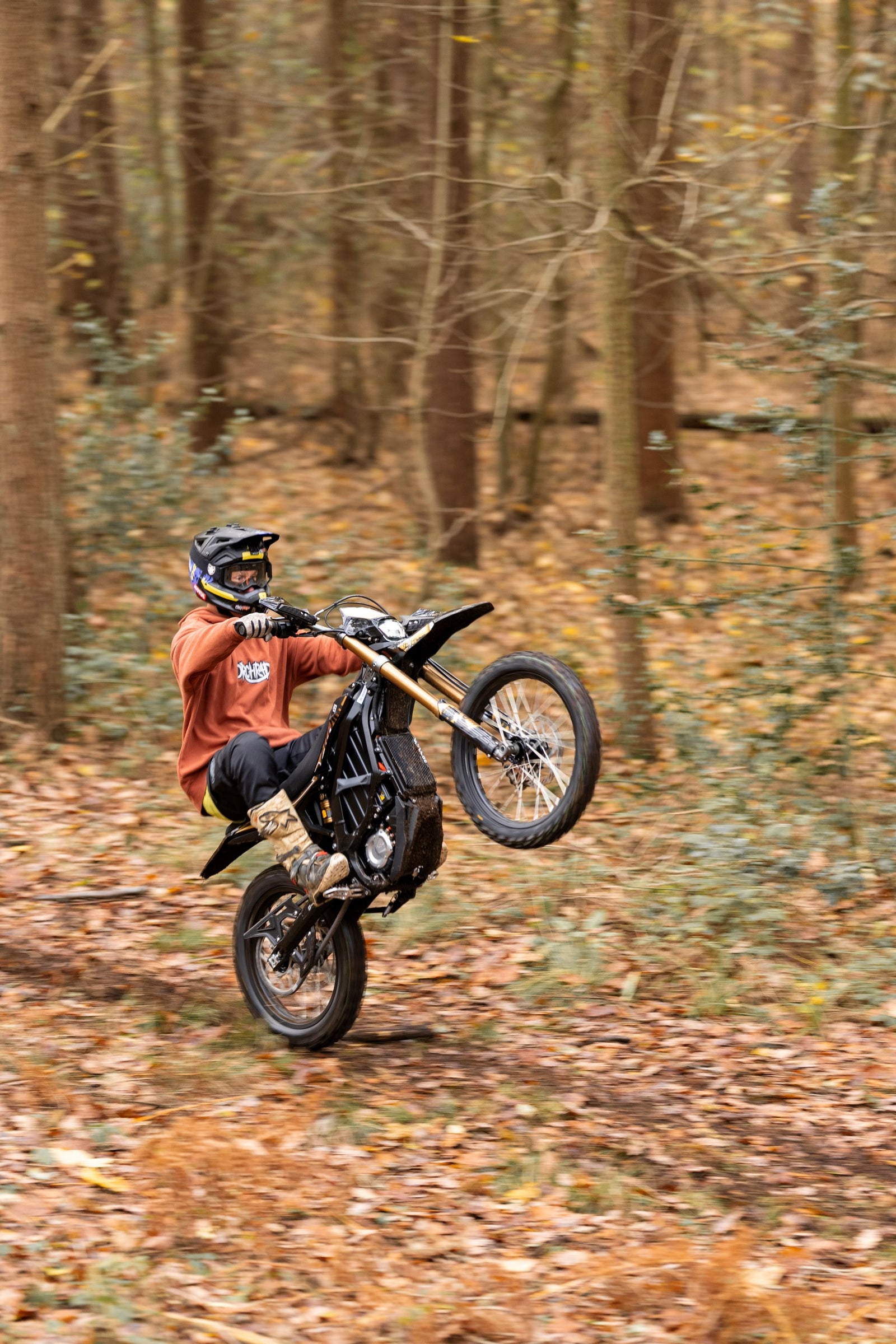 SurRon Ultra Bee HP Electric Dirt Bike (2026)