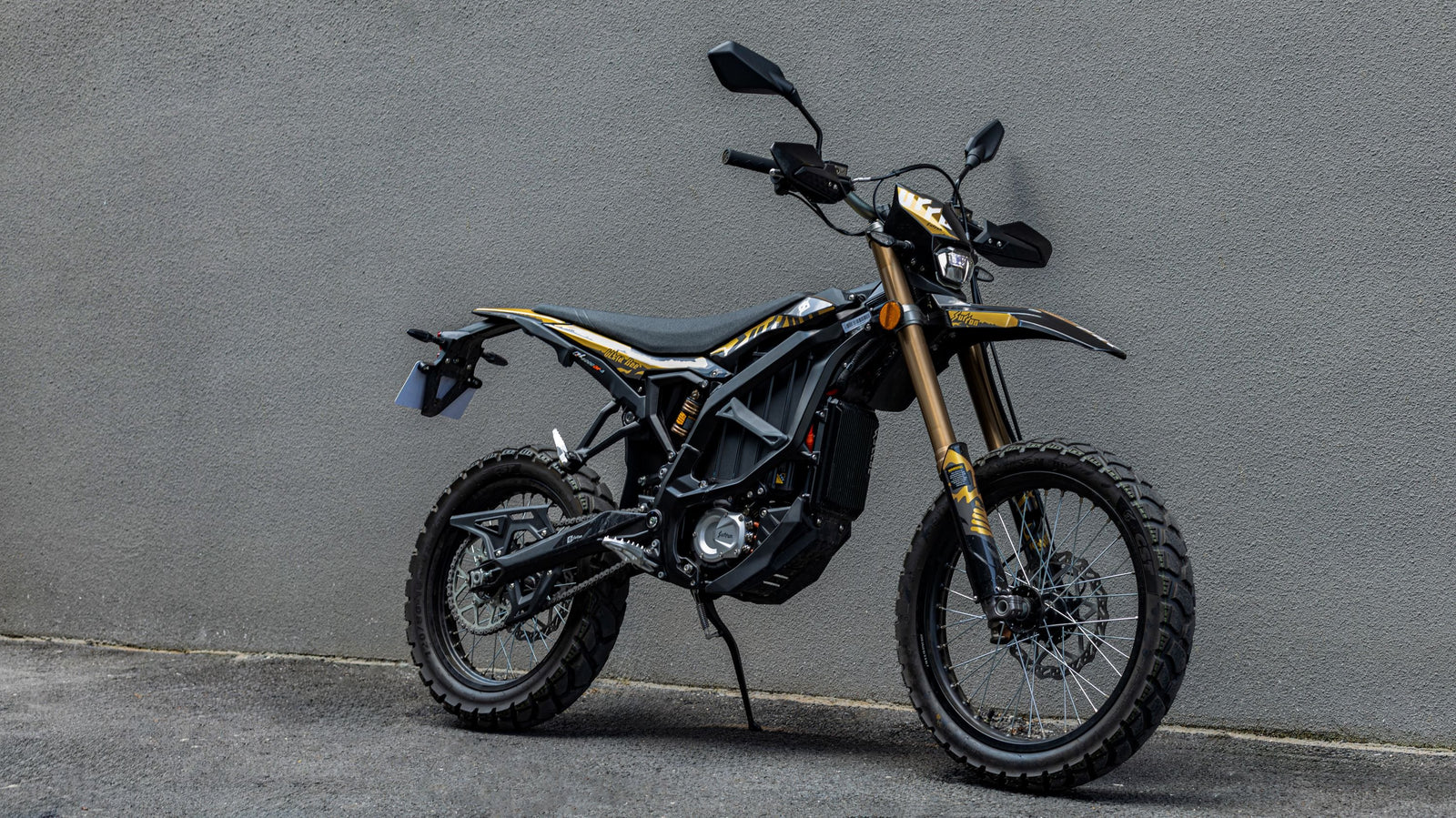 Surron Ultra Bee HP Electric Dirt Bike (ADR Approved)