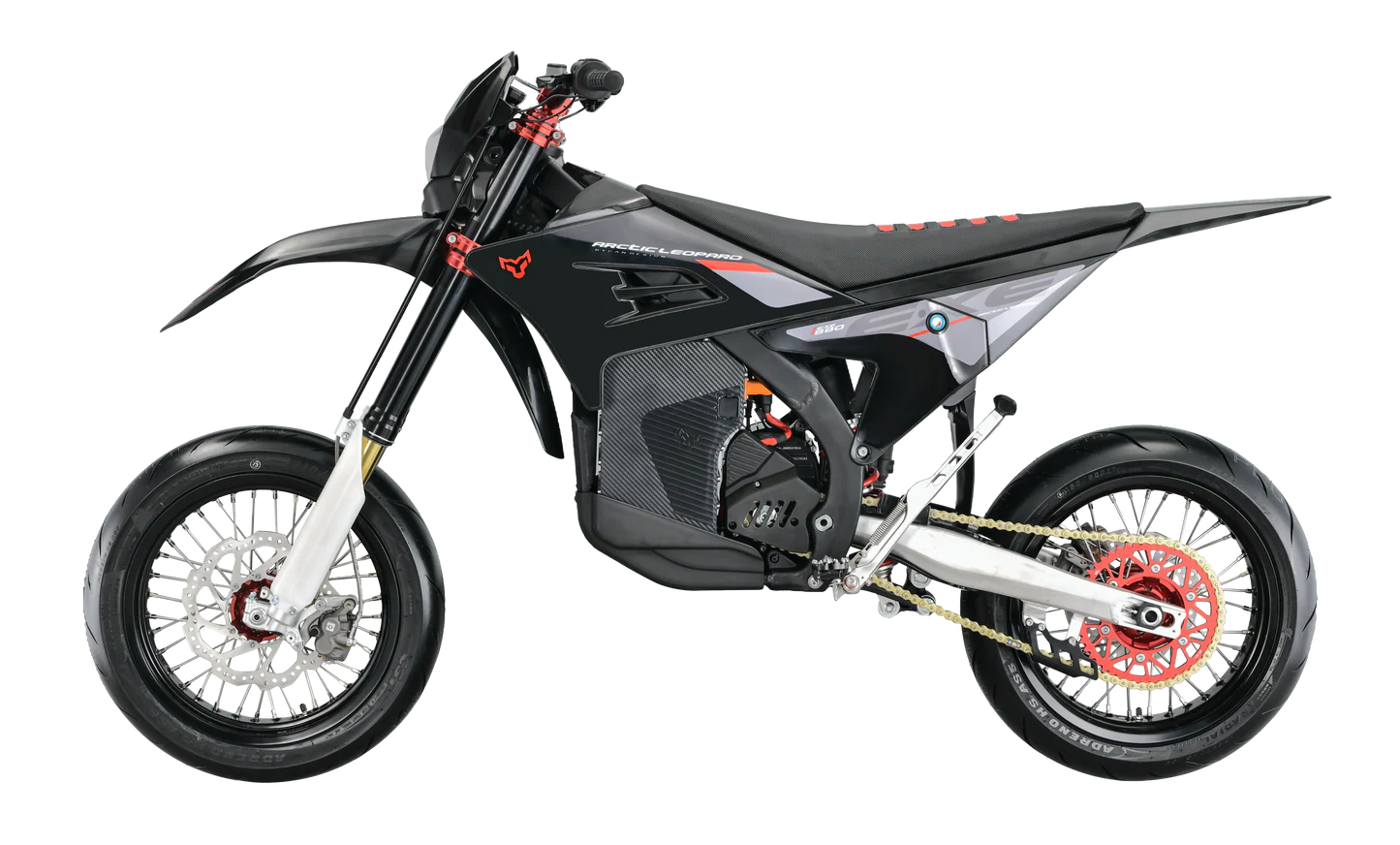 Arctic Leopard E·XE 880