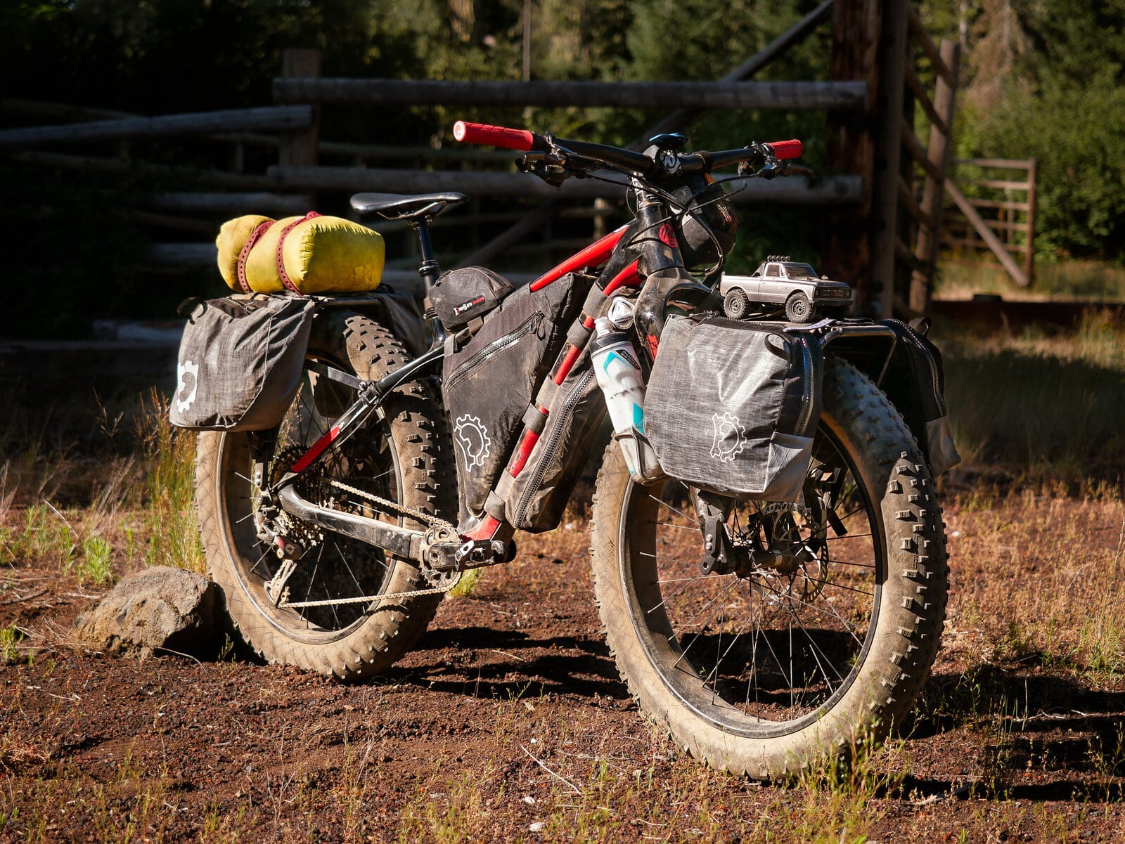 Old Man Mountain Divide Fat Bike Cargo Pannier Rack BIKE RACKS Melbourne Powered Electric Bikes 